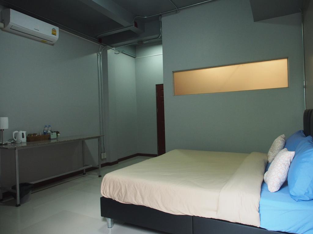 Sriyanar Place Bangkok Eksteriør billede